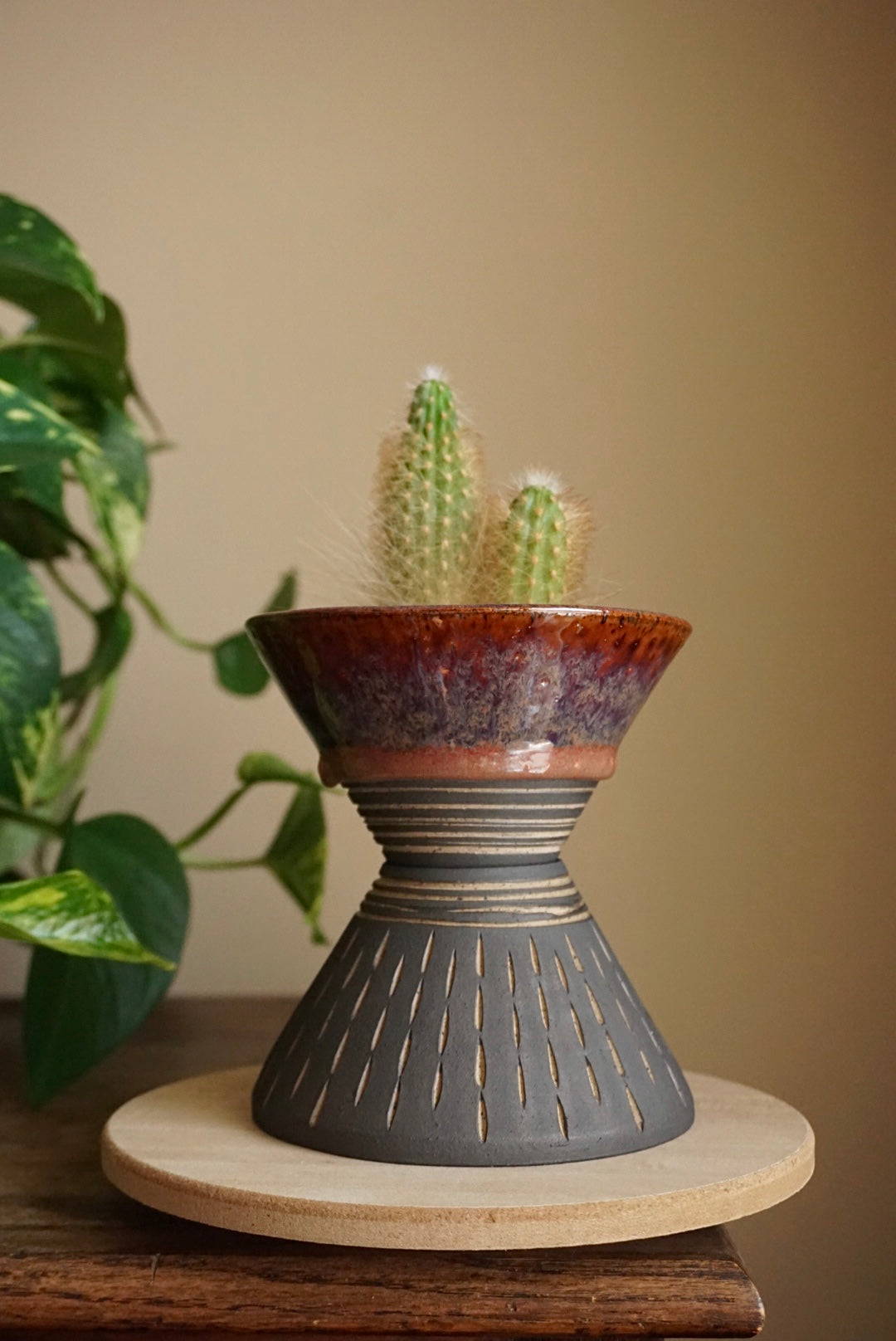 Sangria | Carved Cone Planter