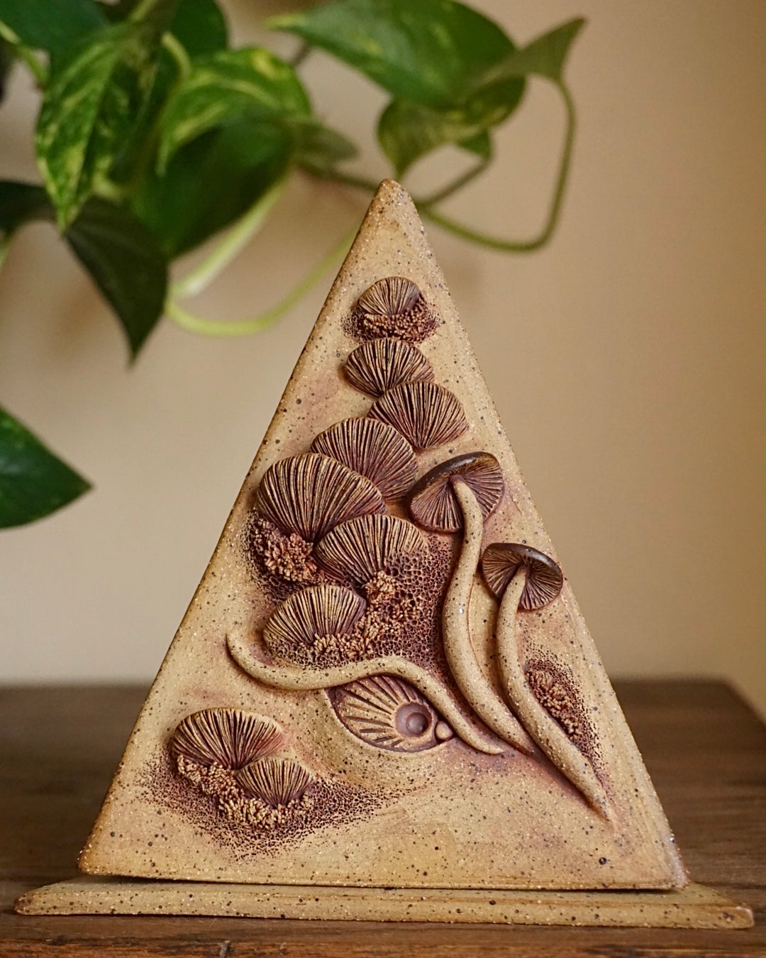 Dragon Fung-eye Pyramid | Incense Burner