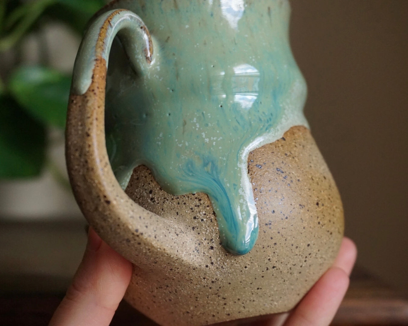 1| Oyster Mug